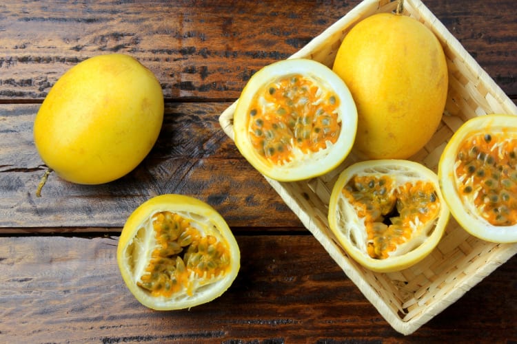 Granadilla Fruit Seeds for Fast-Growing Tropical Planting